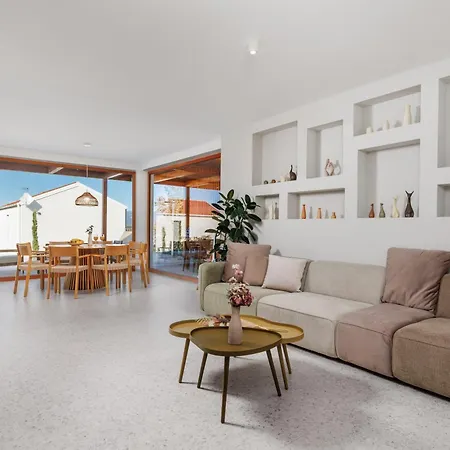 Villa 3 With Pool Soline, Krk, 280 M From Beach, By 4villas Soline (Krk)