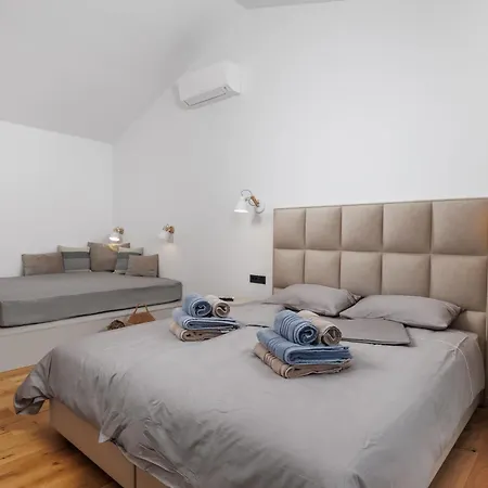 New 3 With Pool Soline, Krk, 280 M From Beach, By 4villas *