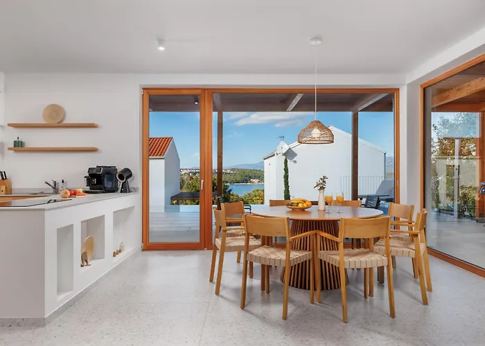 3 With Pool Soline, Krk, 280 M From Beach, By 4villas ソリネ