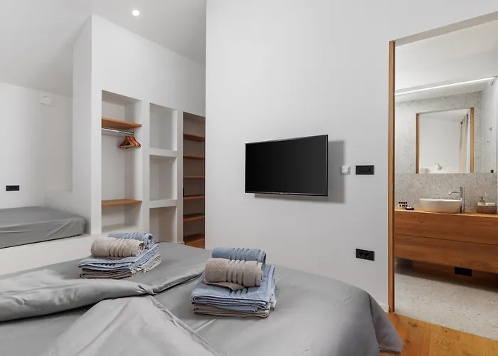 3 With Pool Soline, Krk, 280 M From Beach, By 4villas * ソリネ