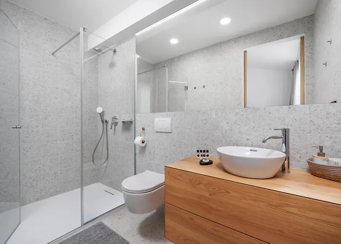 3 With Pool Soline, Krk, 280 M From Beach, By 4villas ヴィラ *