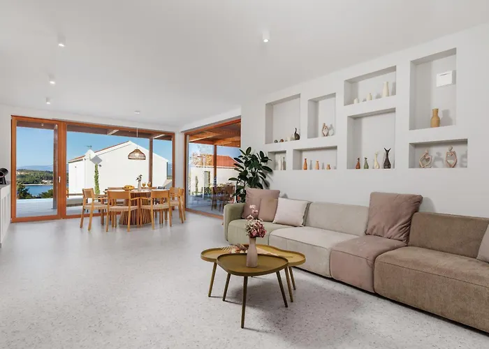 Βίλα 3 With Pool Soline, Krk, 280 M From Beach, By 4villas Soline (Krk)