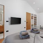 3 With Pool Soline, Krk, 280 M From Beach, By 4villas * سولين
